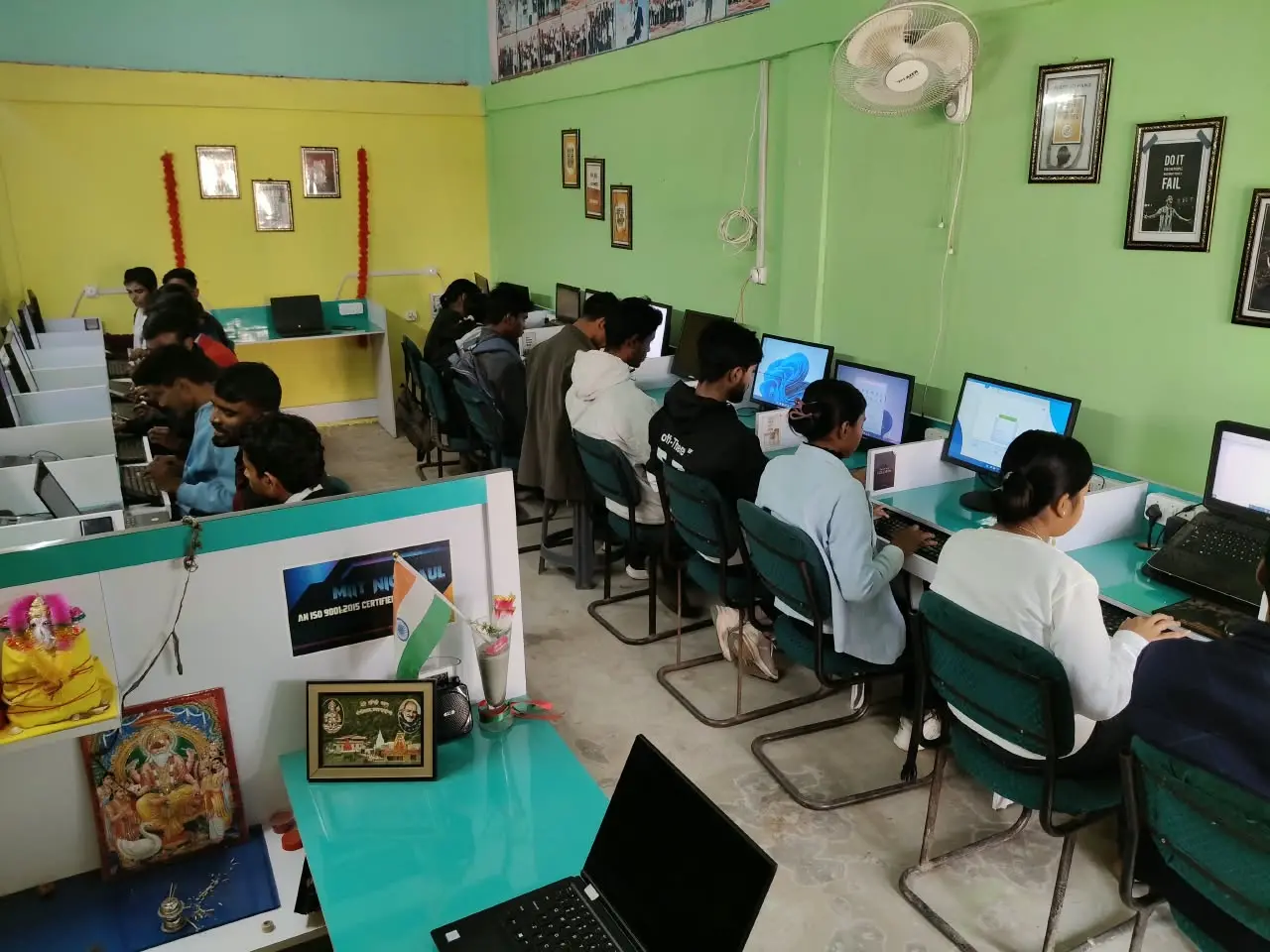 Modern Lab, Practical Learning, Better Skills!